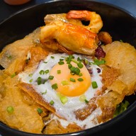 แอนคั่วไก่ บรรทัดทอง