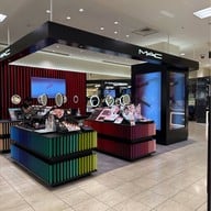 บรรยากาศ Daimaru Fukuoka Tenjin