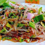 ลาบลุงเอ๋ สนามชัย