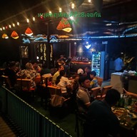 ลาบลุงเอ๋ สนามชัย