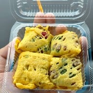 ชุมชนขนมแปลก ริมคลองหนองบัว