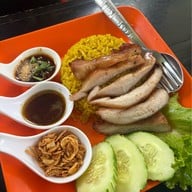 เมนูของร้าน โกดัง47เนื้อตุ๋น หมูตุ๋น ข้าวหมกไก่