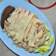 ข้าวมันไก่อาฮง หน้าสงวนหญิง