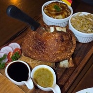 เมนูของร้าน ไส้กรอกเยอรมัน & สเต็ก เดอะฮ็อกฟาเธอร์ แยกไฟฉาย