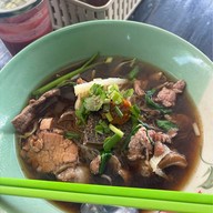 เมนูของร้าน โกดัง47เนื้อตุ๋น หมูตุ๋น ข้าวหมกไก่