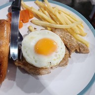 สเต็กลุงหนวด วัดม่วง เพชรเกษม63/1