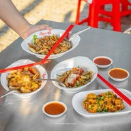 เปี๊ยกสุกี้ สาขาถนนพระลือ