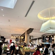 กูร์เมต์ มาร์เก็ต เอ็มควอเทียร์ เอ็มควอเทียร์