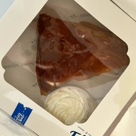 Talaychan patisserie Emquartier