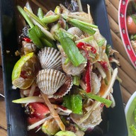 บักหำ ตำ ยำ แซ่บครัวไทยอีสานสาขา2