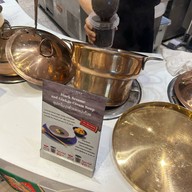 กูร์เมต์ มาร์เก็ต เอ็มควอเทียร์ เอ็มควอเทียร์