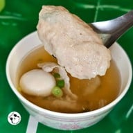 เมนูของร้าน ก๋วยเตี๋ยวท่าเรือ  ใต้ต้นหูกวาง ก๋วยเตี๋ยวท่าเรือ ใต้ต้นหูกวาง