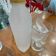 แดง ซีฟู้ด