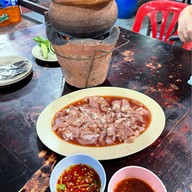 ร้่านจิ้มจุ่มหมูกระทะสุทธิพรสาขา2