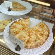 Talaychan patisserie Emquartier