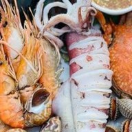 มาดามหอย ซีฟู้ดสด สำนักงานใหญ่