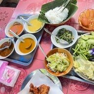 เมนูของร้าน ขนมจีนป้าเขียว