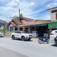 ขนมจีนเส้นสดแม่แอ๊ด