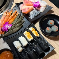 New Mala Hot Pot Plus+ Ermei Branch Ximending