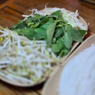 บ้านฮอซอน ขนมจีนต้ม หม้อปลาร้า