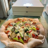 Baansumlee Pizza BaanSumlee Cafe