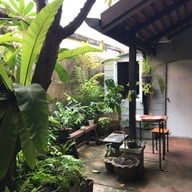 บรรยากาศ The Shelter Coffee