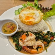 เมนูของร้าน กลิ่นเชียงใหม่ไทยคูซีน ศรีภูมิ