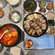 Hasul สยามเซ็นเตอร์ (Siam Center)