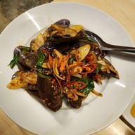 นั่ง ตา-กลม ตาก-ลม มา ย่างหมึก