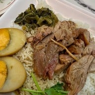 ขาหมูเมืองทอง ปากเกร็ด (Pakkret)