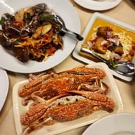 นั่ง ตา-กลม ตาก-ลม มา ย่างหมึก