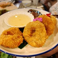 ครัวกลาง  ครัวกลาง