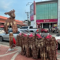 ตลาดโคยกี๊