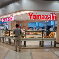 หน้าร้าน ร้านยามาซากิ สาขาโลตัสบางปะกอก (Yamazaki Lotus Bangpakok) เทสโก้โลตัสซุปเปอร์สโตร์ บางปะกอก