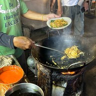 Charcoal seafood char koay teow