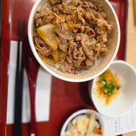 Sukiya อาหารญี่ปุ่นเดอะมอลล์งามวงศ์วาน