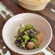 เมนูของร้าน ป.ประทีบ ก๋วยเตี๋ยวเรือ เกษตร - นวมินทร์