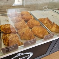 Nana Bakery มีโชค