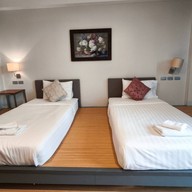 Sunset Serenity Jomtian Resort