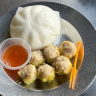 เมนูของร้าน ลุงโชคเกาเหลาเลือดหมูหน้าสวน