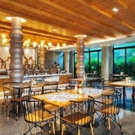 โรงแรม ราชาบุระ