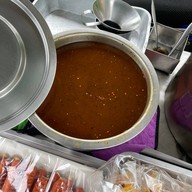 ลูกชิ้นลุงเลื่อน สูตรเด็ด สี่เเยกวัดมงคลเศรษฐี