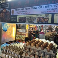 Charcoal seafood char koay teow