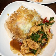 เมนูของร้าน เชฟเด้ง สาขา 1 หลังโรงพยาบาลกรุงเทพ อุดรธานี