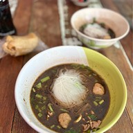 เมนูของร้าน ป.ประทีบ ก๋วยเตี๋ยวเรือ เกษตร - นวมินทร์