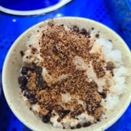 เมนูของร้าน ข้าวต้มปลารุ่งเรือง/ก๋วยเตี๋ยวปลารุ่งเรือง