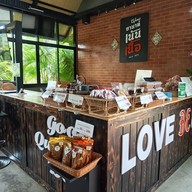 บรรยากาศ ซาบาห์ เน้นเนื้อ สิงห์บุรี