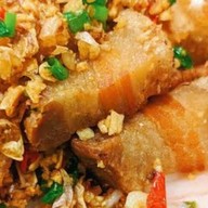 ครัวแม่นาย ถนนดินแดง1