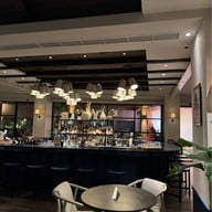 SIWILAI CITY CLUB Central Embassy