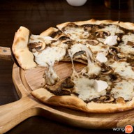 Azzurro by Chef Thanom เอ็มบีเคเซ็นเตอร์